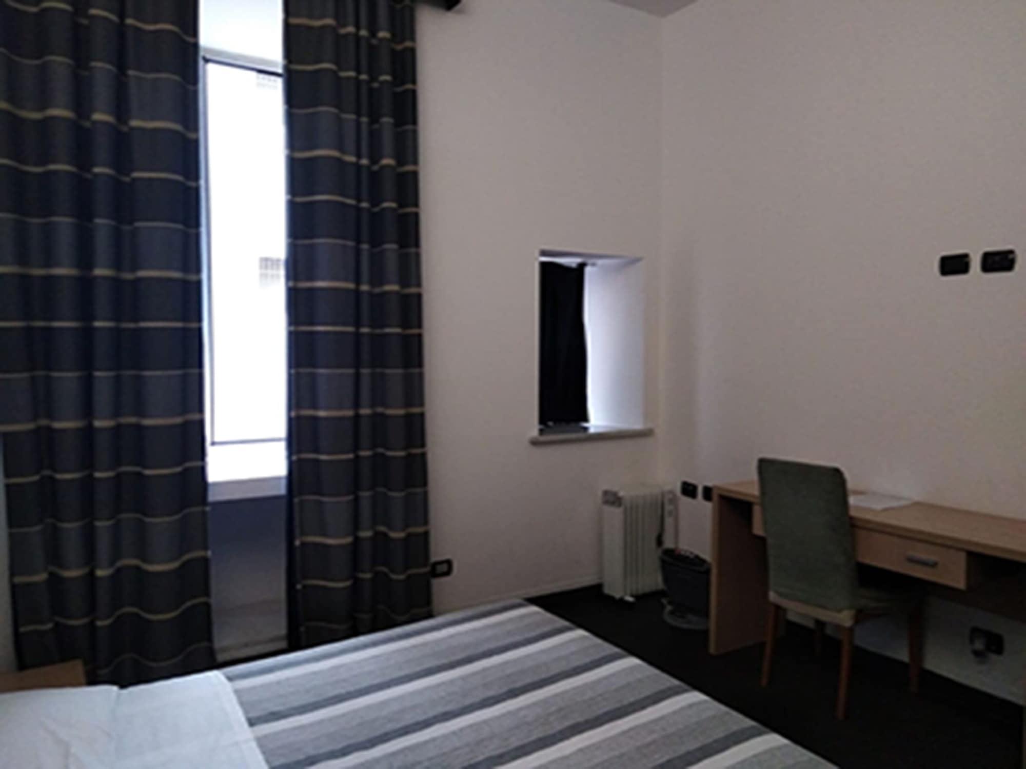 Hostal M&j Place Roma