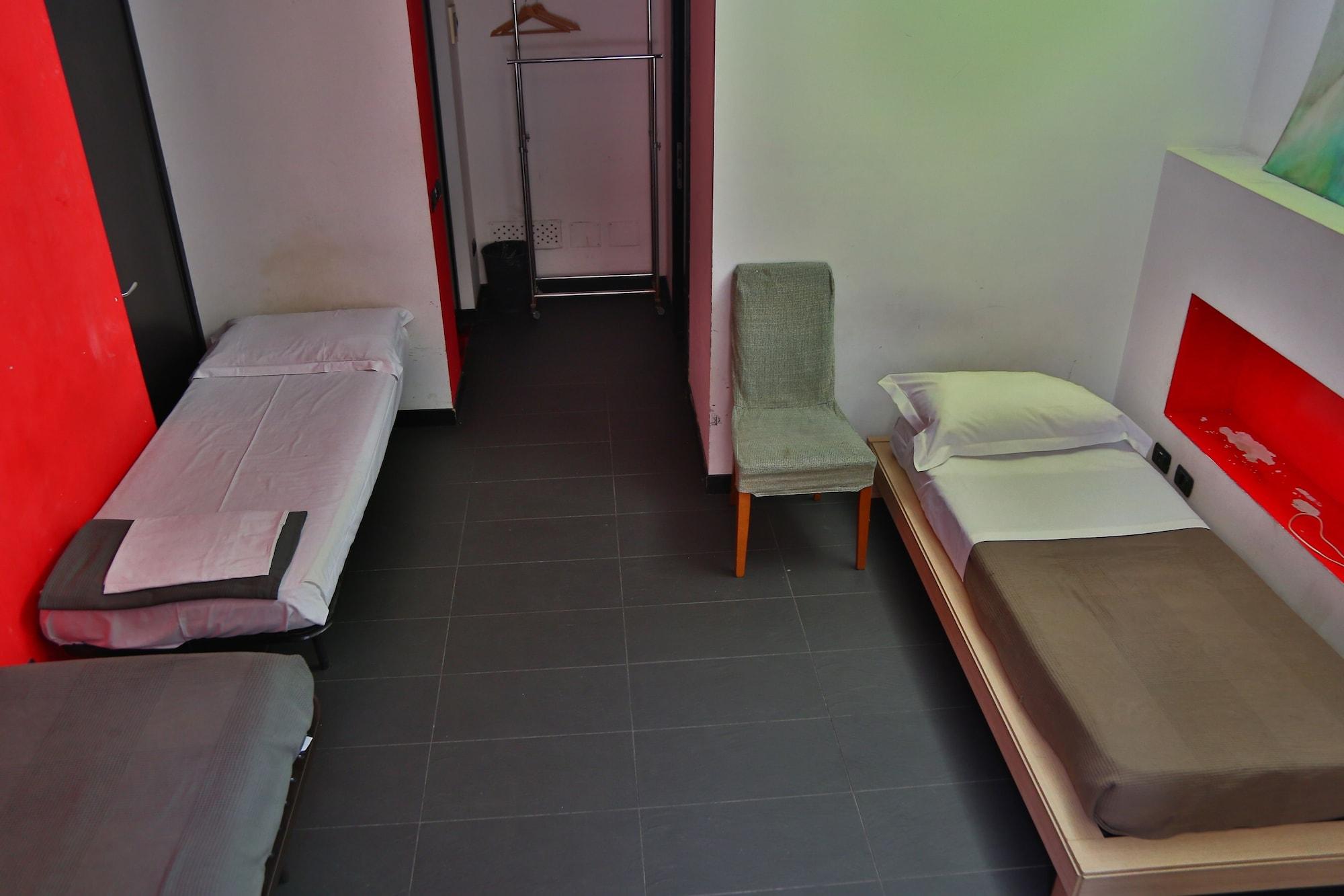 Hostal M&j Place *