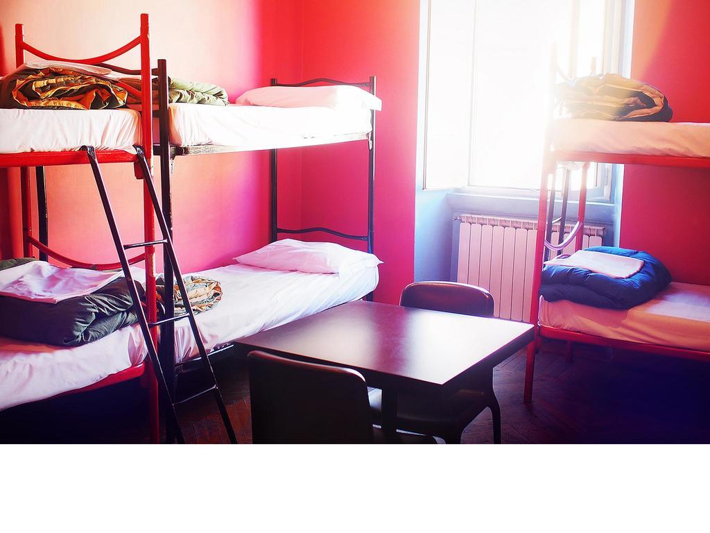 M&j Place Hostal *