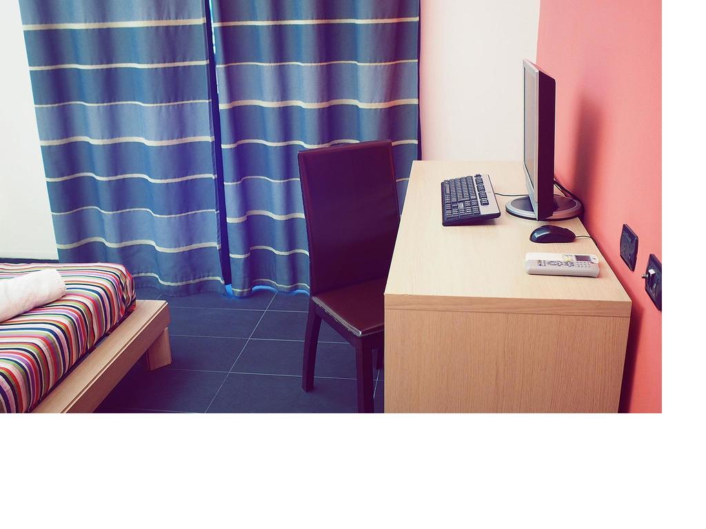 M&j Place Hostal *