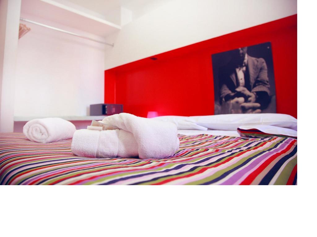 Hostal M&j Place