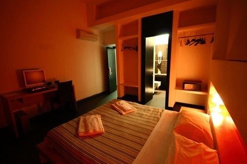 M&j Place Hostal *