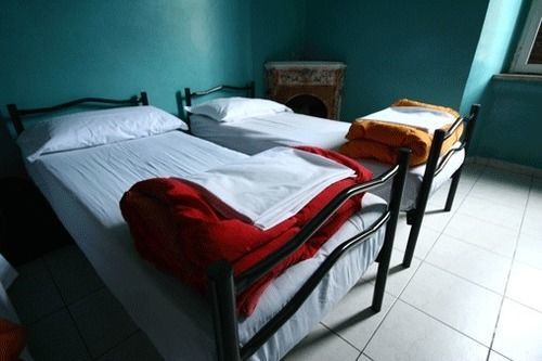 Hostal M&j Place