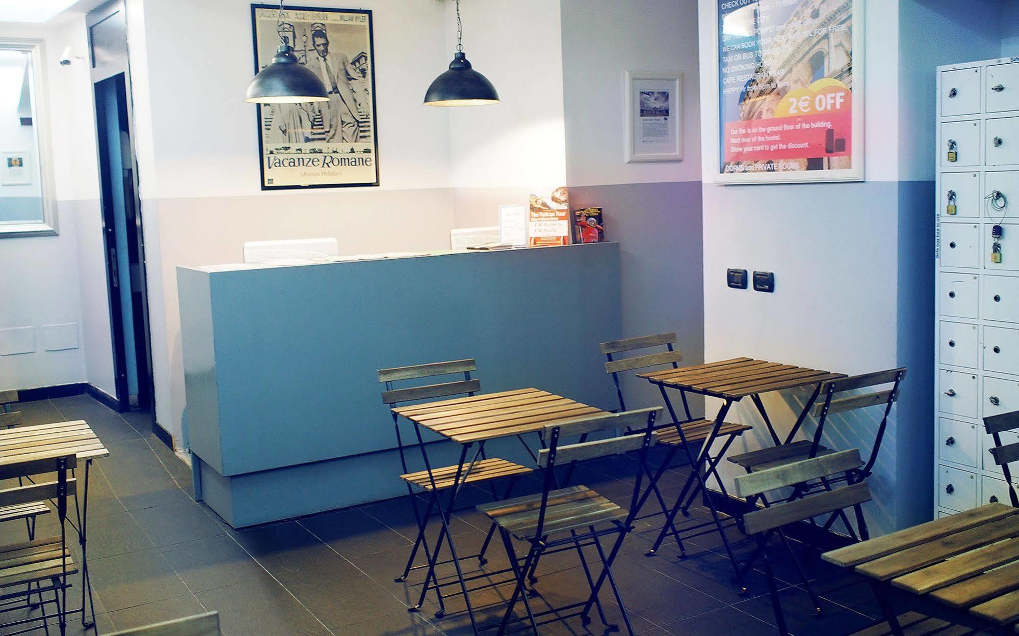 M&j Place Hostal *