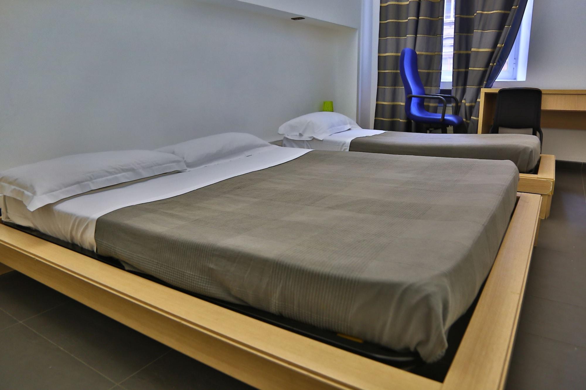 Hostal M&j Place *