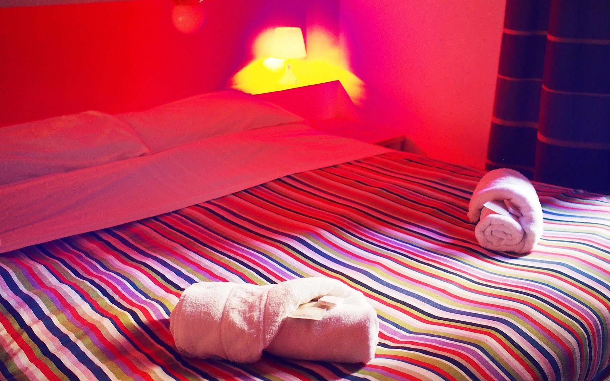 Hostal M&j Place *